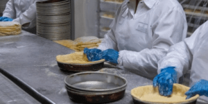 Every Food Manufacturer should use Metal Detectable Nitrile Gloves